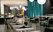 Hotel se nahaja na odlični lokaciji v središču Playe de Las Americas. Opremljen je v barvah mediterana in se ponaša z velikim bazenom.