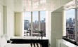 Hotel se nahaja v Downtownu Manhattna, v soseski Meatpacking in s svojo posebno arhitekturo izstopa iz okolice.