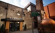 Zeleni otok na severu stare celine je znan po naravnih lepotah, irski glasbi, pivu Guiness, družabnih pubih, … in ne nazadnje po prijaznih ljudeh.